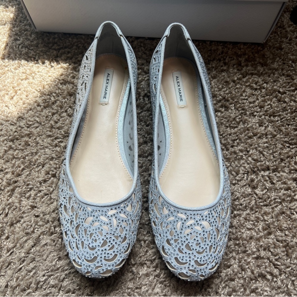 Alex Marie Altana Silver Metallic Rhinestone Flats 7.5 - Picture 4 of 8